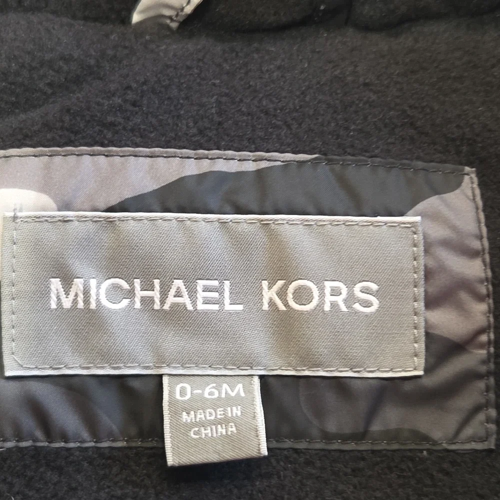 Michael Kors Baby Snowsuit 0-6M Gray Black Camo Hooded Puffer‎ Bunting Warm